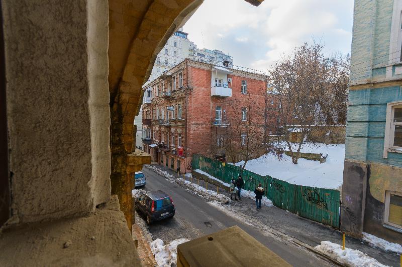 Studia Z Vidom Na Maidan Nezalejnosti Appartamento Kiev Esterno foto