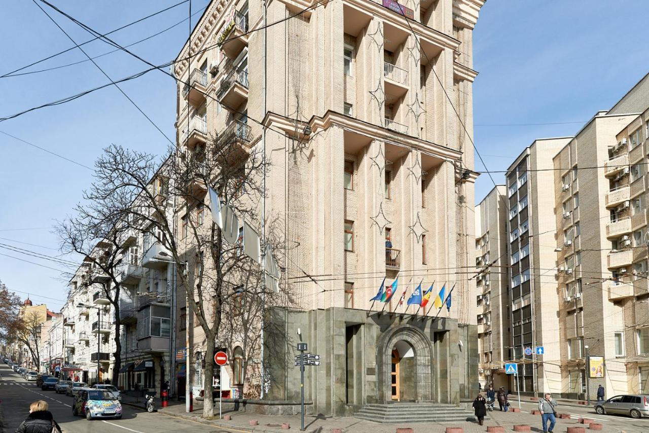 Студія З Видом На Майдан Незалежності Kiev Esterno foto
